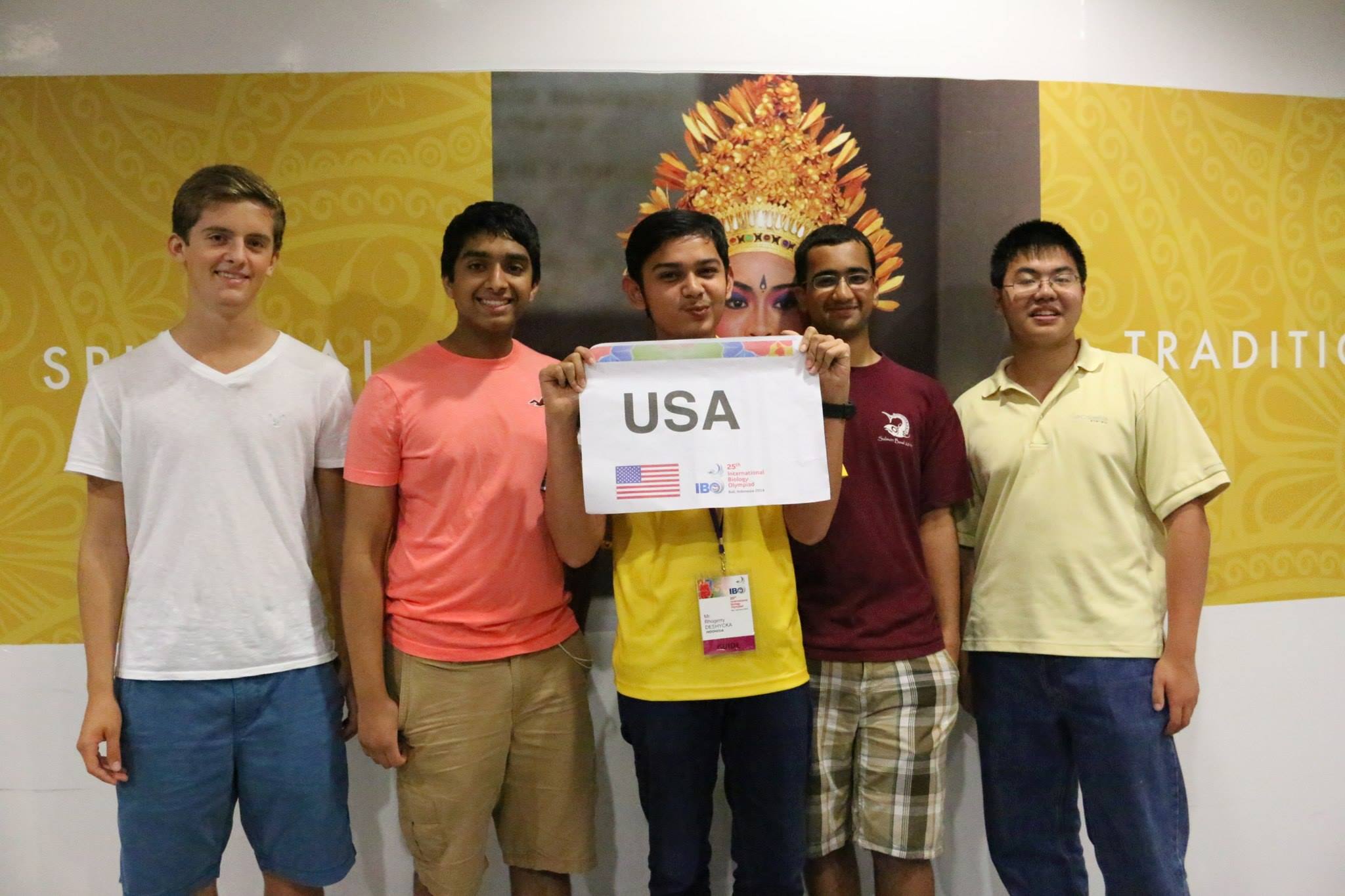 Team USA 2014 arrives at Bali for the IBO after the completion of the USABO National Finals